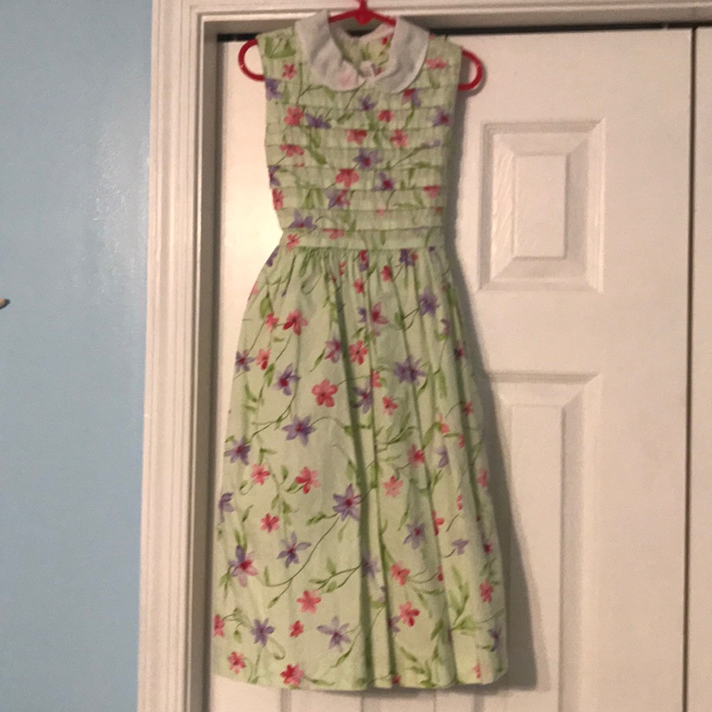Jayne Copeland Adorable dress